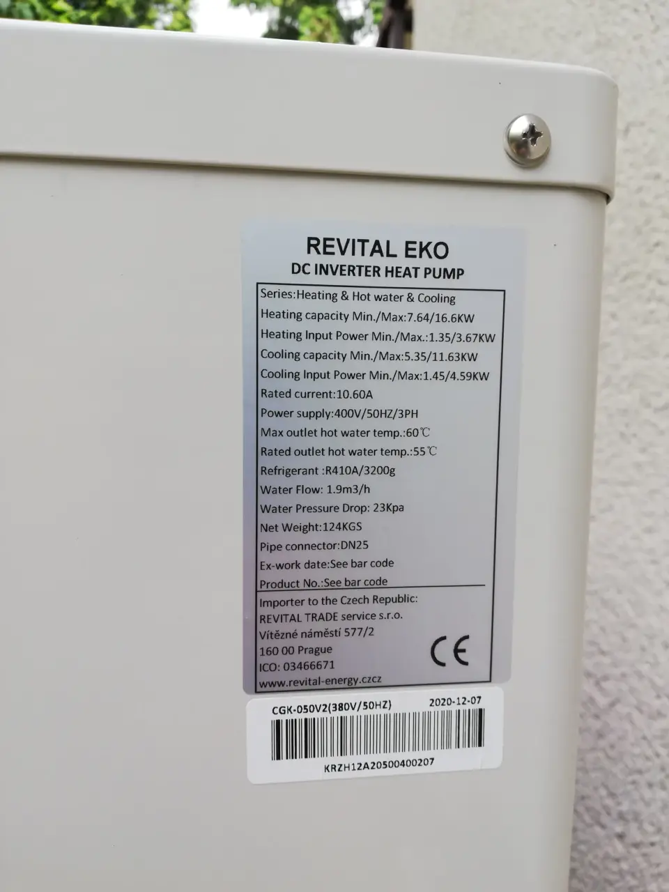 FVE 10 kW a tepelné čerpadlo RHPi 16 kW, Praha-Rektorská – fotografie 8