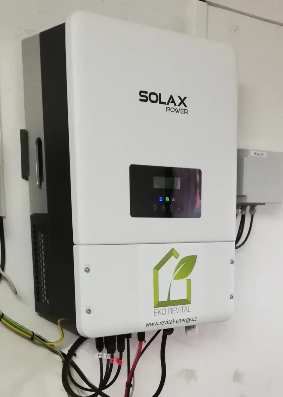 FVE SolaX 10 kW, Železná Ruda – fotografie 9