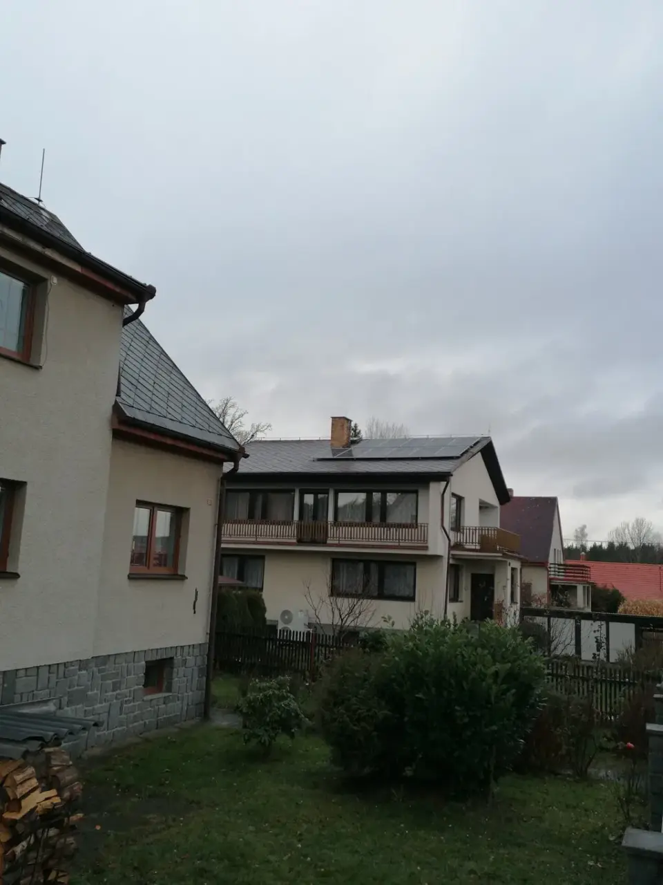 Fve 5 kW a tepelné čerpadlo 16,6 kW,