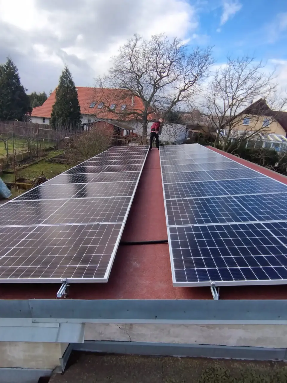 FVE 10 kW na garáži s EPS, Jirkov – fotografie 3