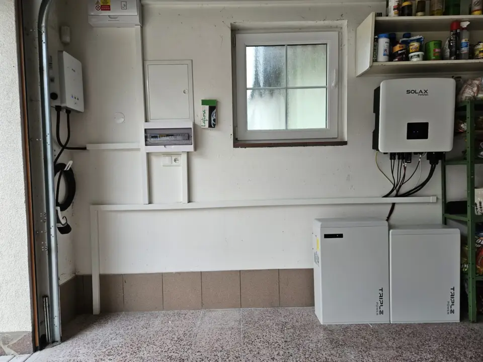 FVE s panely Longi 505 W a EPS, Jirny – fotografie 3